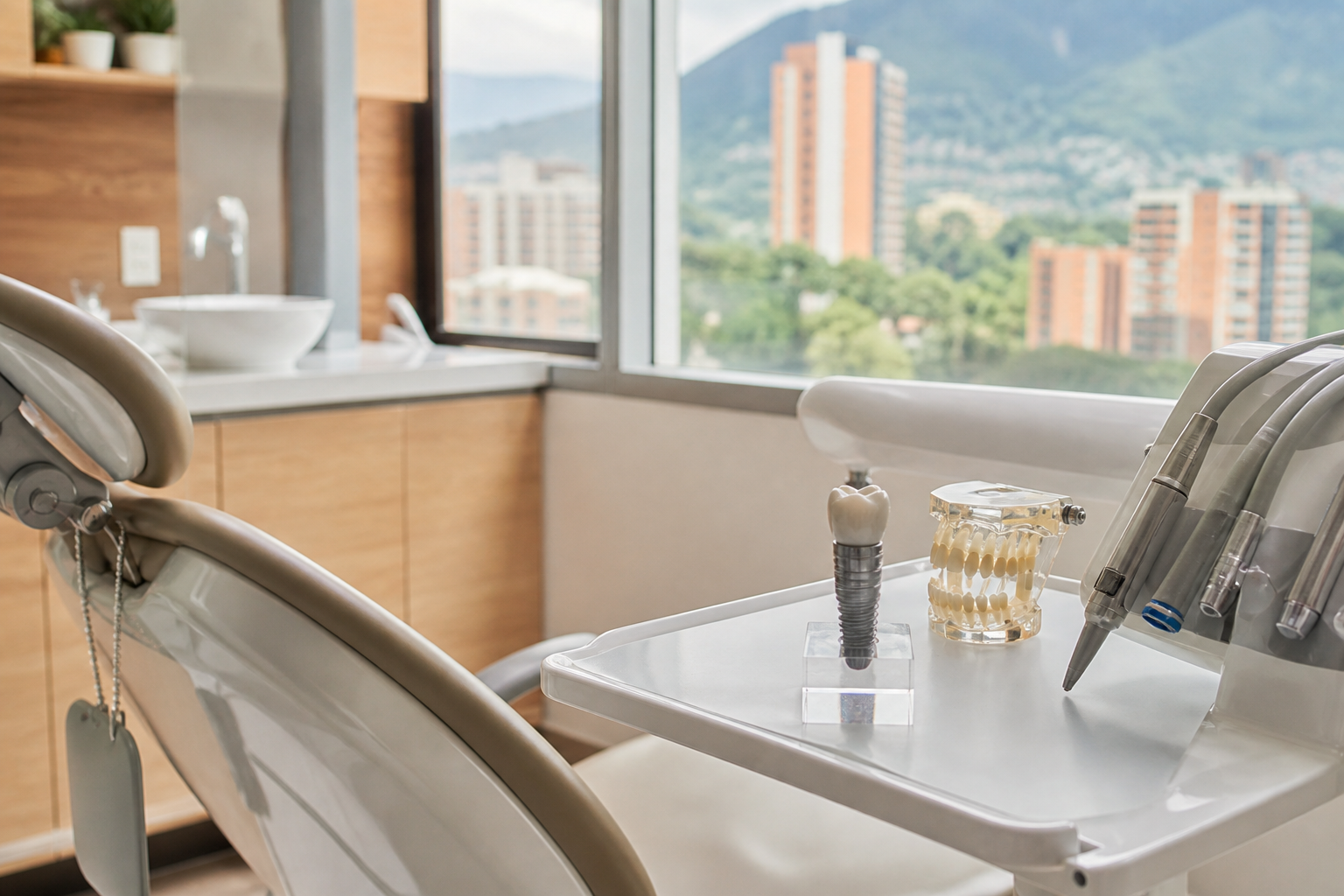 ¿Se pueden poner implantes dentales en personas mayores?